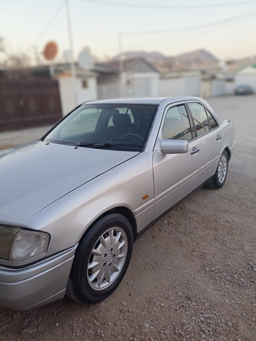 Mercedes-Benz C-Class 1994 - 70 000 TMT - Балканабат - img 3