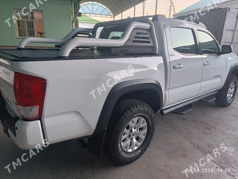 Toyota Tacoma 2017 - 360 000 TMT - Aşgabat - img 3