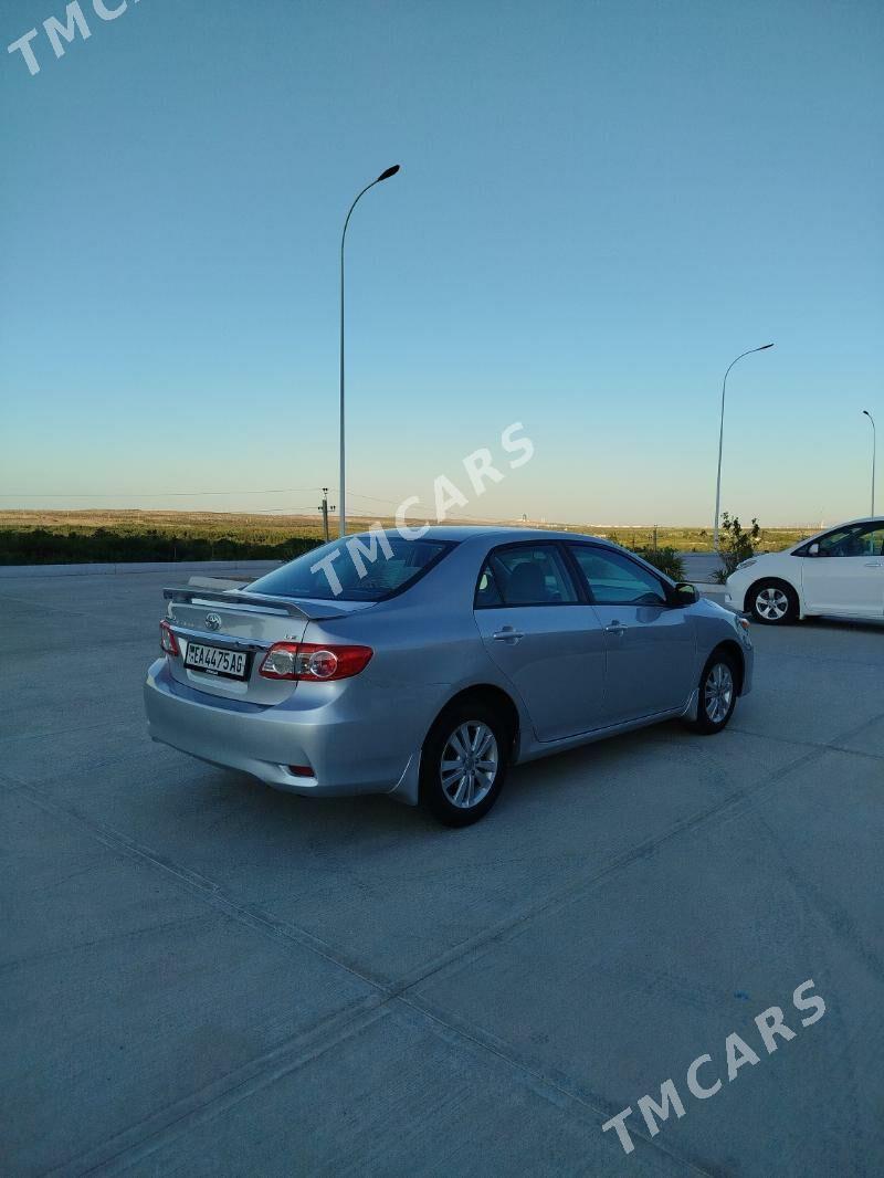 Toyota Corolla 2011 - 170 000 TMT - Ашхабад - img 6