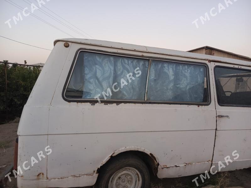 RAF 2203 1993 - 7 000 TMT - Farap - img 6