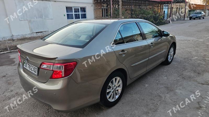 Toyota Camry 2012 - 220 000 TMT - Гурбансолтан Едже - img 2