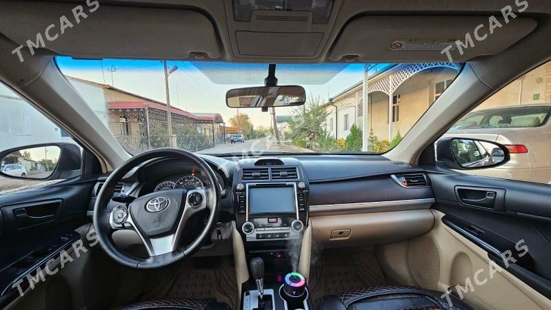 Toyota Camry 2012 - 220 000 TMT - Гурбансолтан Едже - img 4