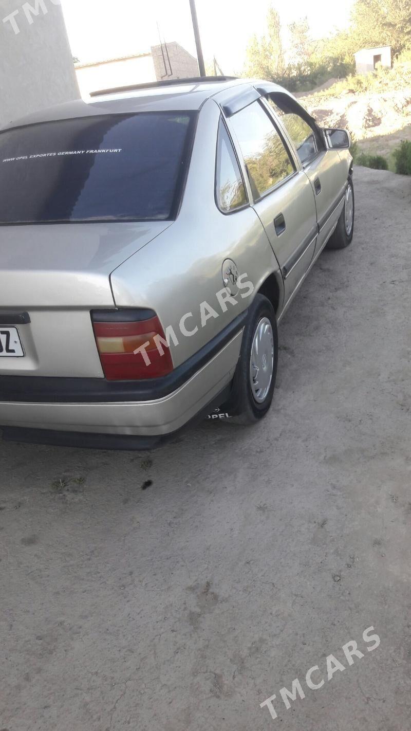 Opel Vectra 1991 - 30 000 TMT - Губадаг - img 4