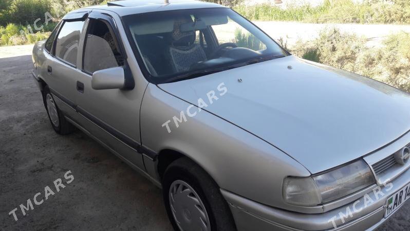 Opel Vectra 1991 - 30 000 TMT - Губадаг - img 1