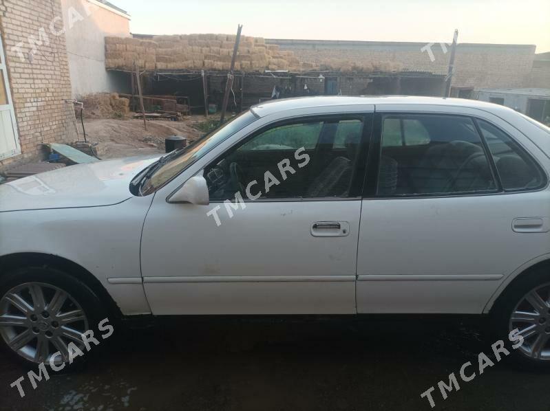 Toyota Camry 1996 - 55 000 TMT - Çärjew - img 5