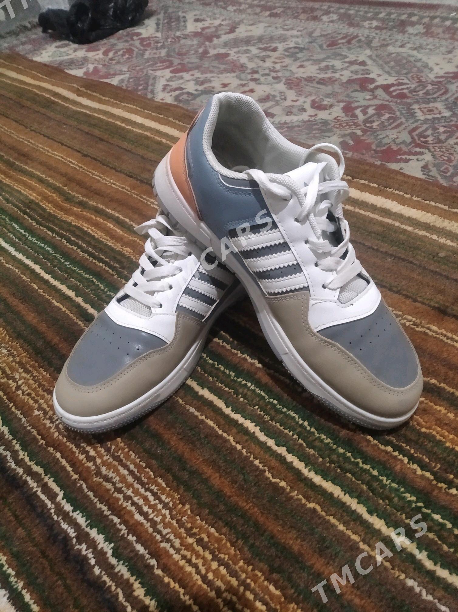 ADIDAS KRASOWKA - Анев - img 1