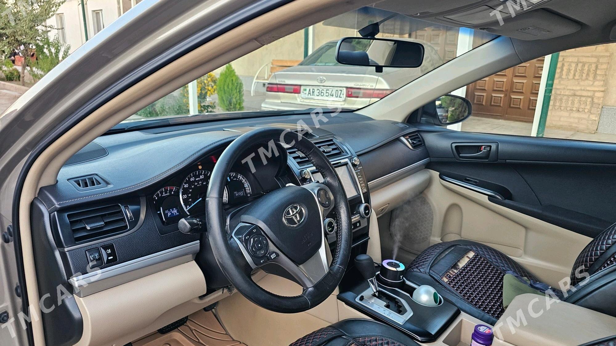 Toyota Camry 2012 - 220 000 TMT - Гурбансолтан Едже - img 9
