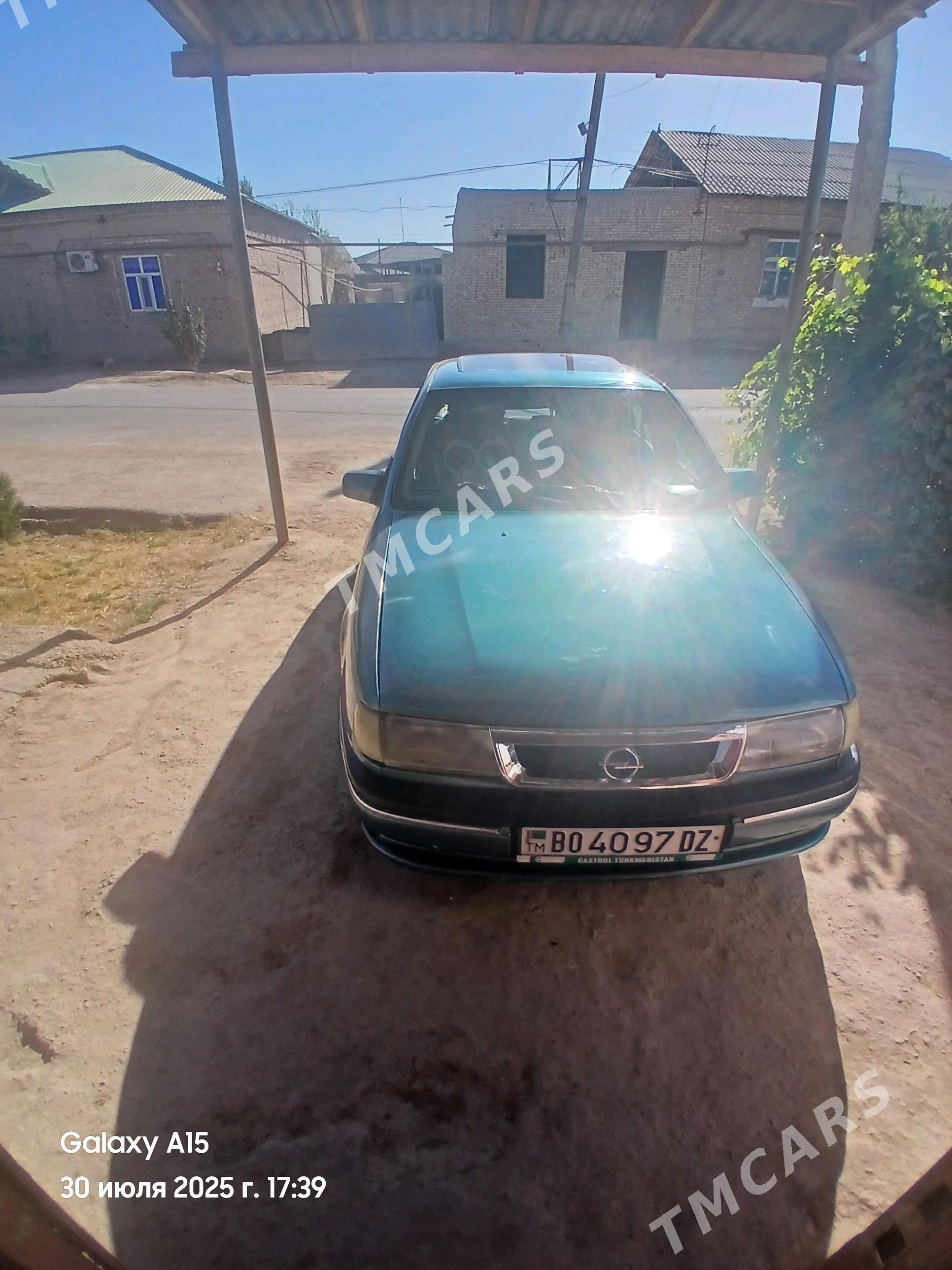 Opel Vectra 1993 - 40 000 TMT - Губадаг - img 1
