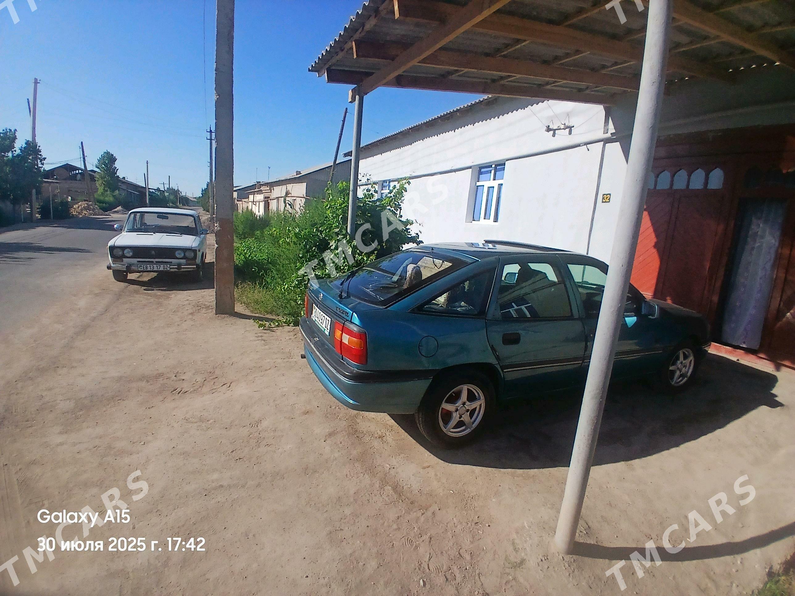 Opel Vectra 1993 - 40 000 TMT - Губадаг - img 4
