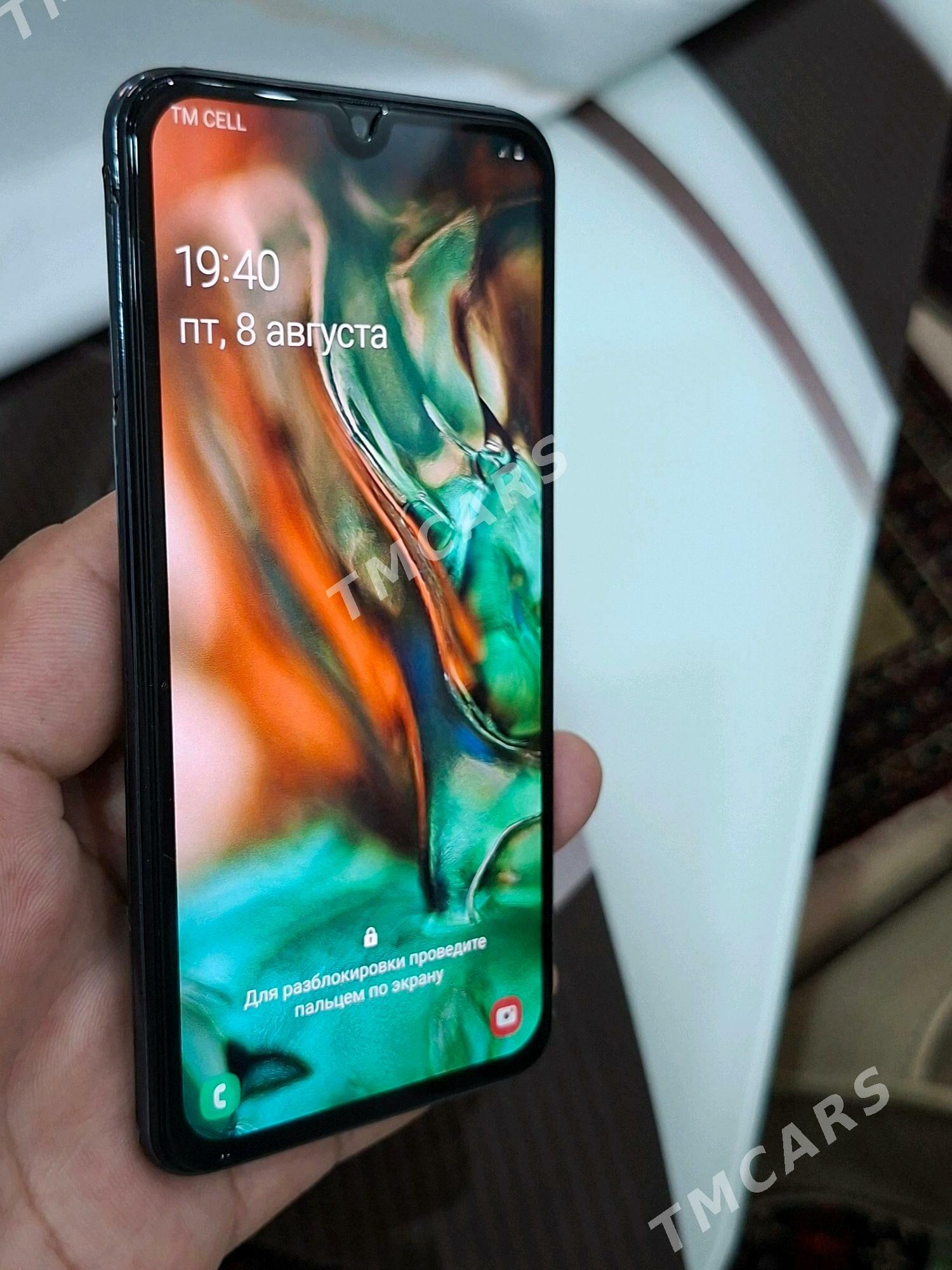 samsung A40 - Türkmenbaşy - img 1