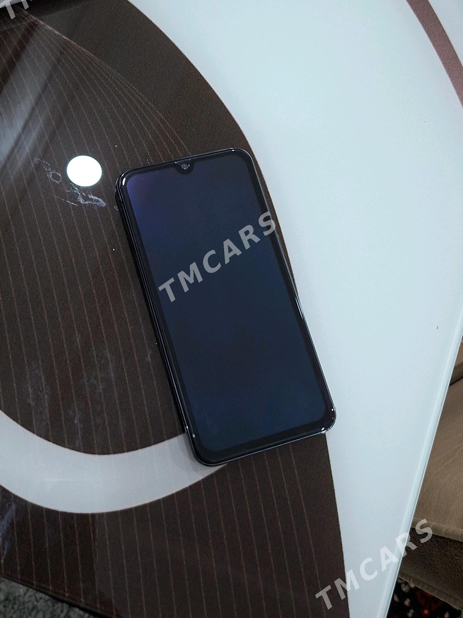 samsung A40 - Türkmenbaşy - img 3