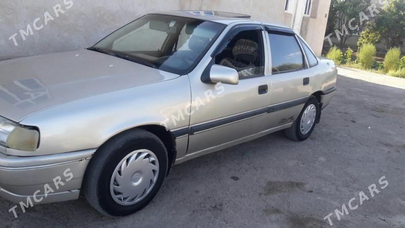 Opel Vectra 1991 - 30 000 TMT - Губадаг - img 6