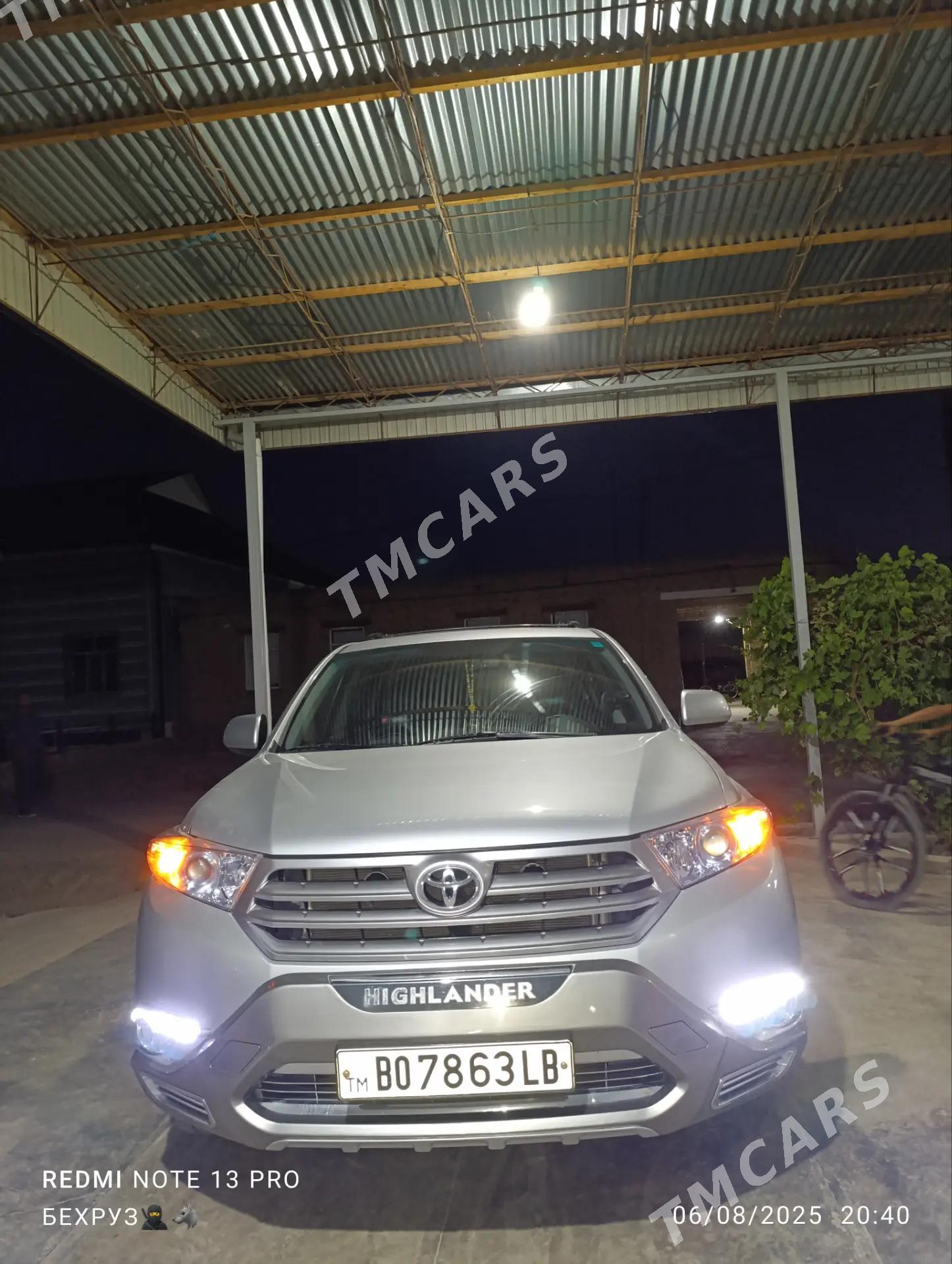 Toyota Highlander 2013 - 340 000 TMT - Türkmenabat - img 6