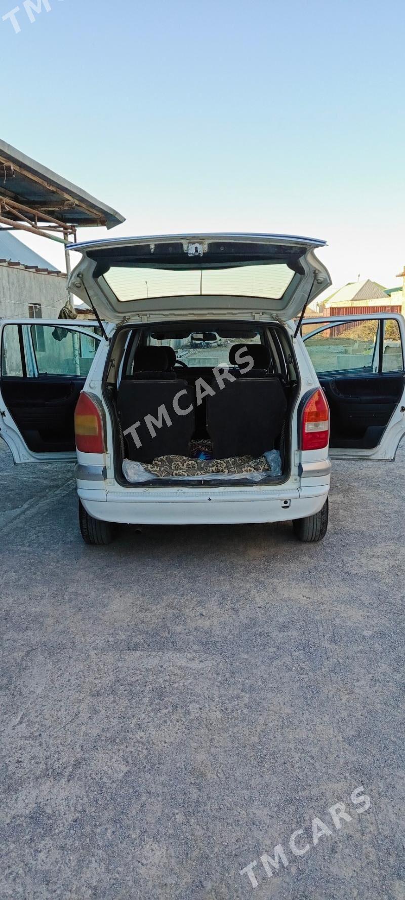 Opel Zafira 1999 - 70 000 TMT - Бахарден - img 4