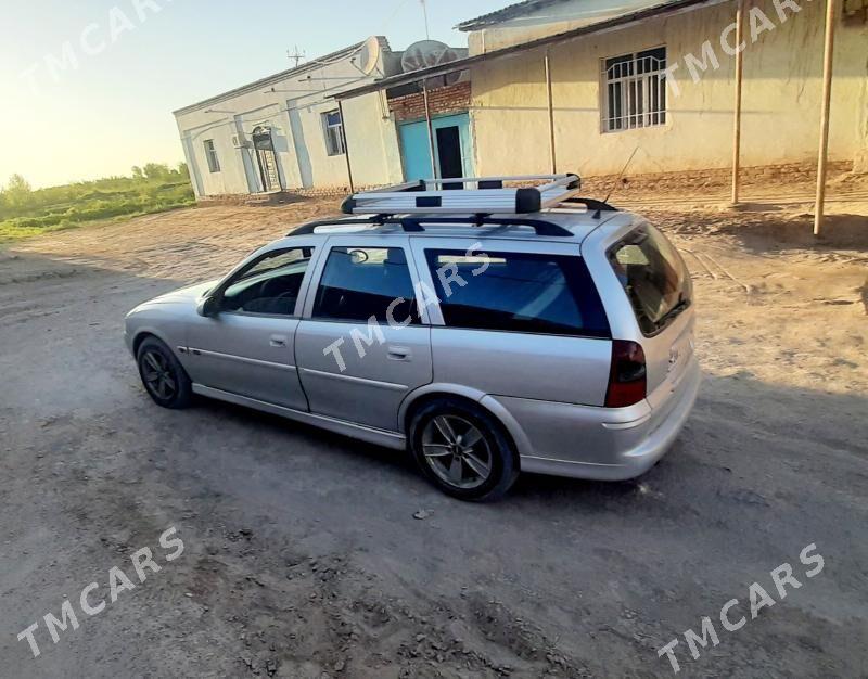 Opel Vectra 1999 - 70 000 TMT - Дашогуз - img 1