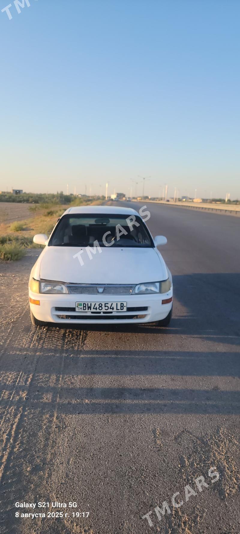 Toyota Corolla 1994 - 35 000 TMT - Türkmenabat - img 3