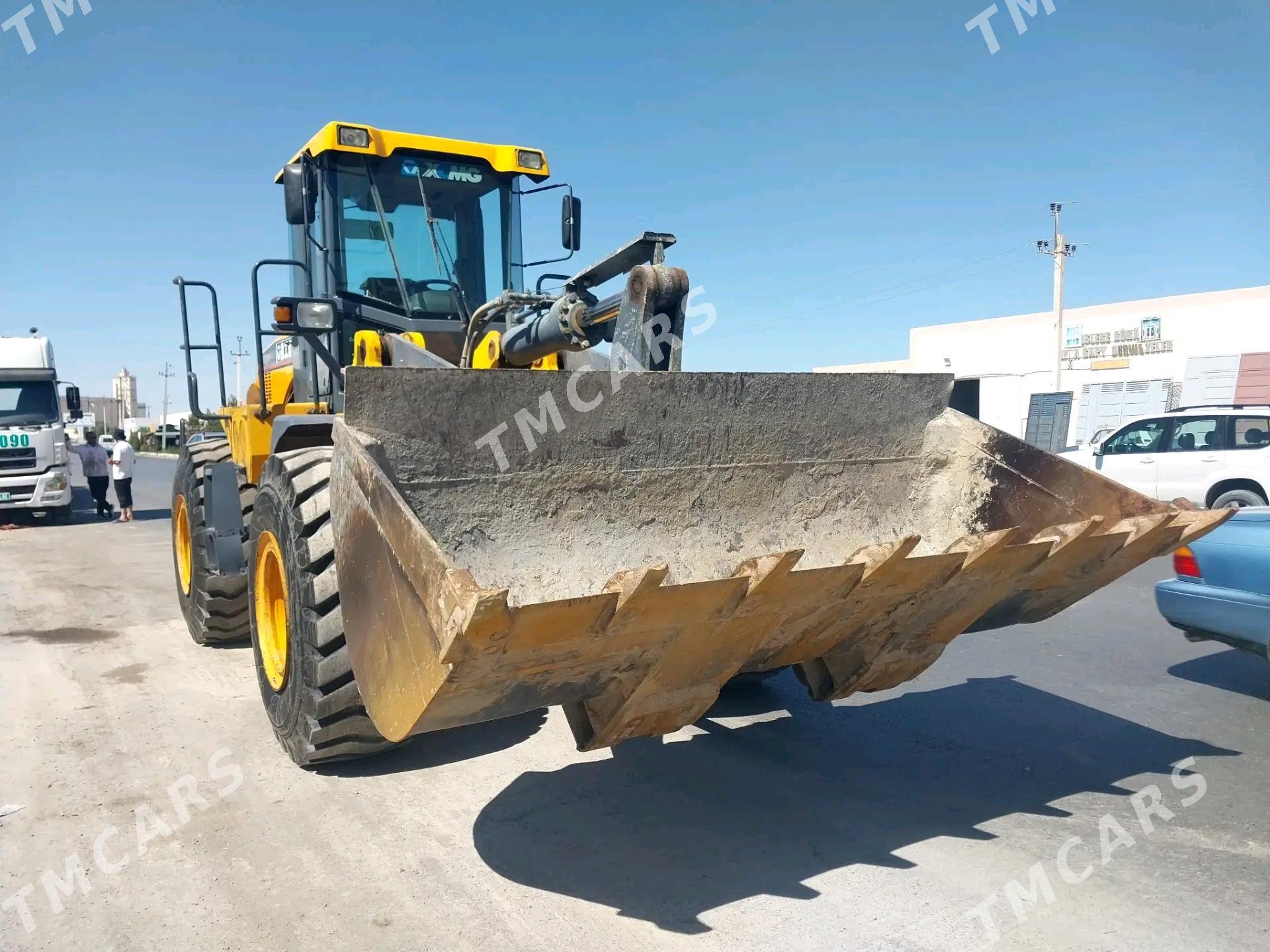 XCMG ZL50 2011 - 470 000 TMT - Туркменабат - img 3