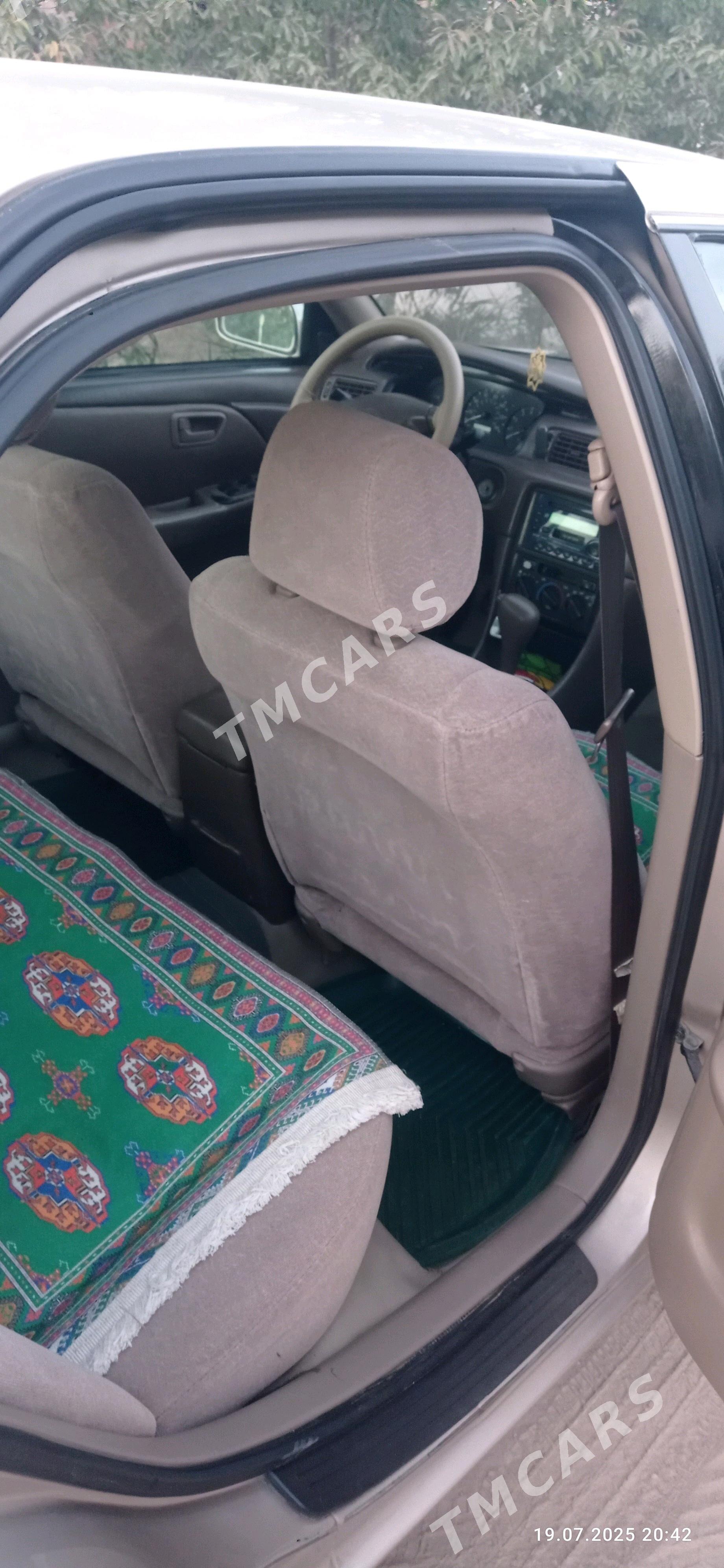 Toyota Camry 1999 - 140 000 TMT - Köneürgenç - img 4