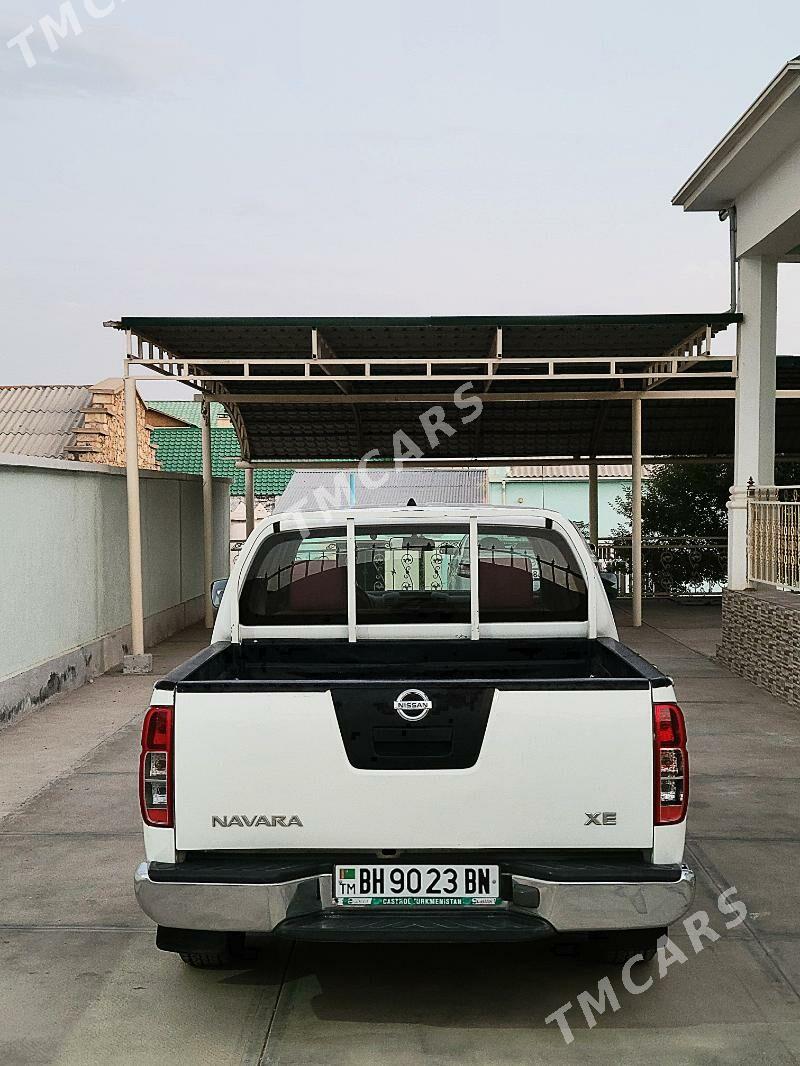Nissan Navara 2010 - 148 000 TMT - Balkanabat - img 8