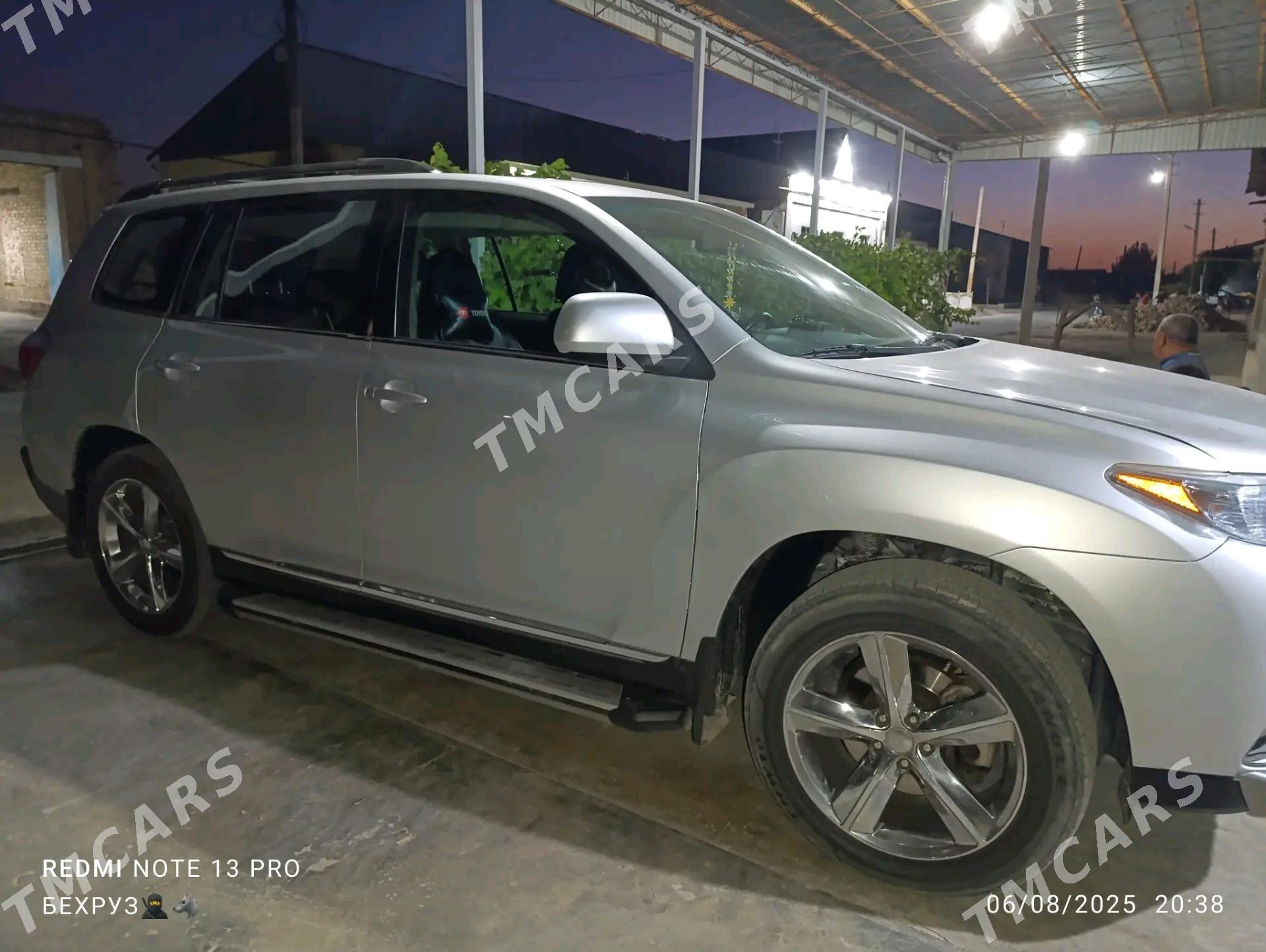 Toyota Highlander 2013 - 340 000 TMT - Türkmenabat - img 8