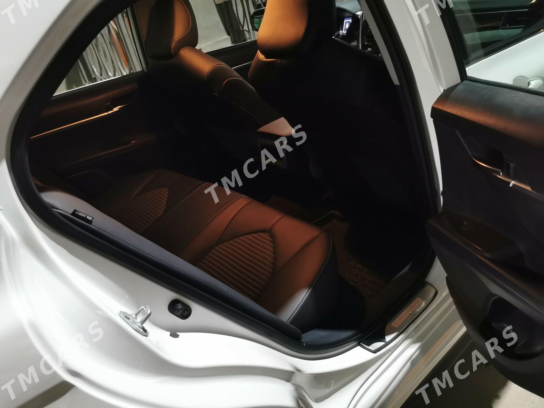 Toyota Camry 2021 - 320 000 TMT - Мургап - img 4