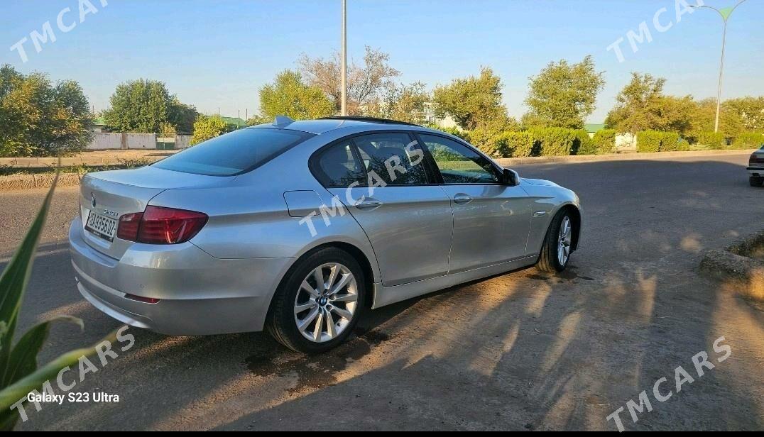 BMW F10 2011 - 280 000 TMT - Кёнеургенч - img 7