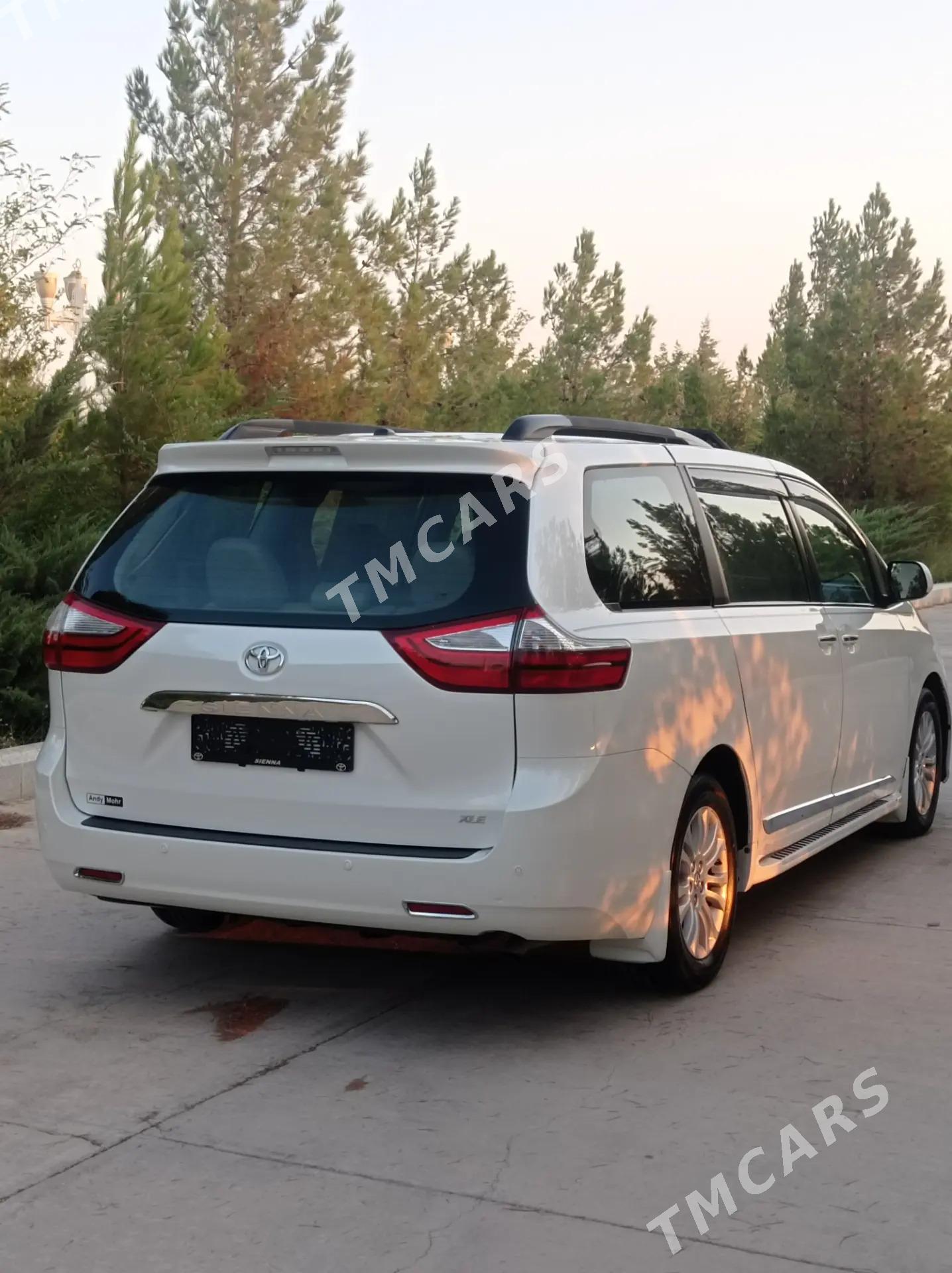 Toyota Sienna 2016 - 367 000 TMT - Балканабат - img 2