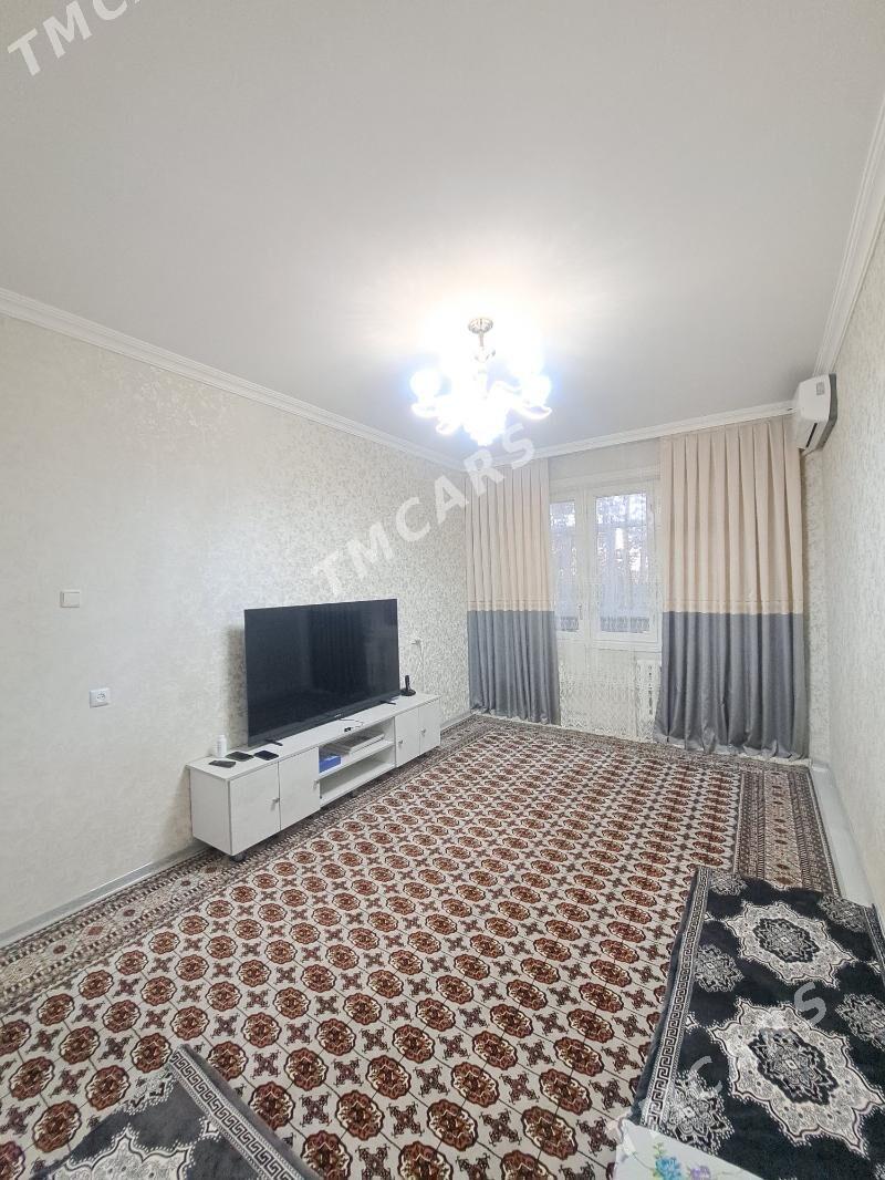 Продаётся 3 этаж 4 комната - Türkmenabat - img 7