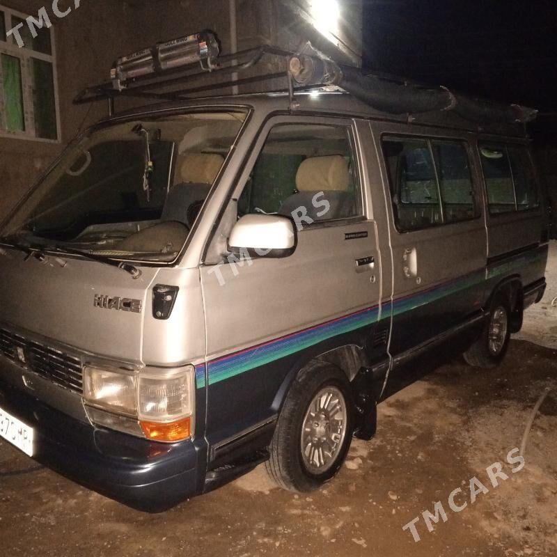 Toyota Hiace 1989 - 70 000 TMT - Magdanly - img 10