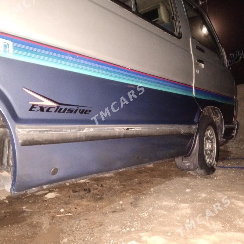 Toyota Hiace 1989 - 70 000 TMT - Magdanly - img 5