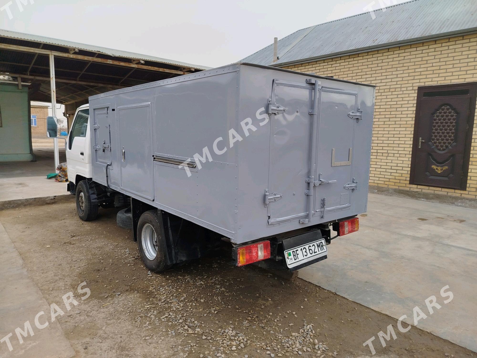 Toyota Dyna 1992 - 120 000 TMT - Murgap - img 3