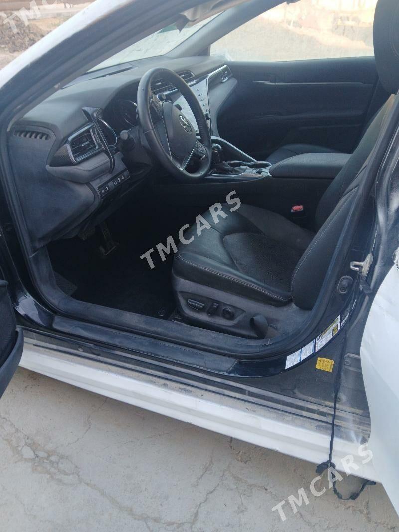 Toyota Camry 2020 - 230 000 TMT - Ашхабад - img 5