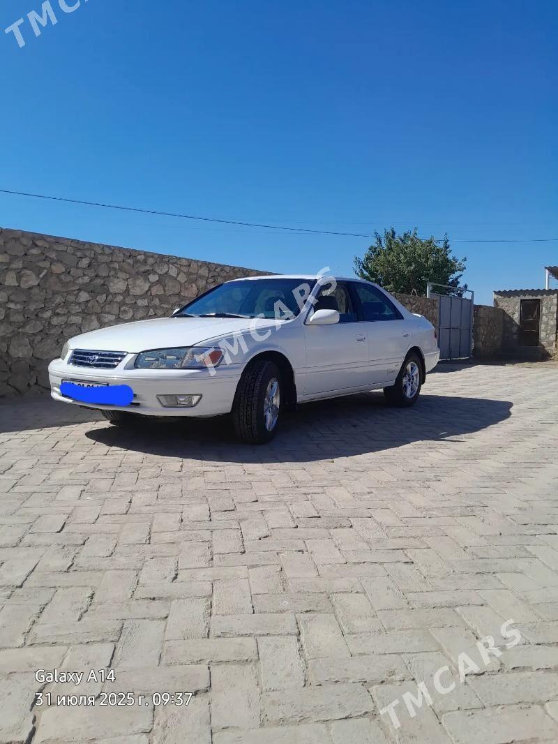 Toyota Camry 2001 - 132 000 TMT - Достлук - img 3