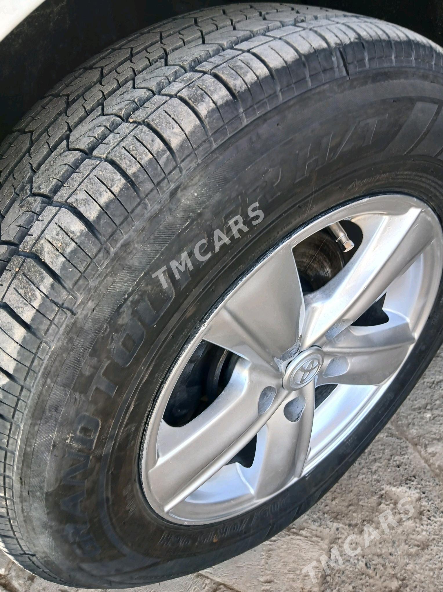 Toyota Camry 2001 - 132 000 TMT - Достлук - img 4