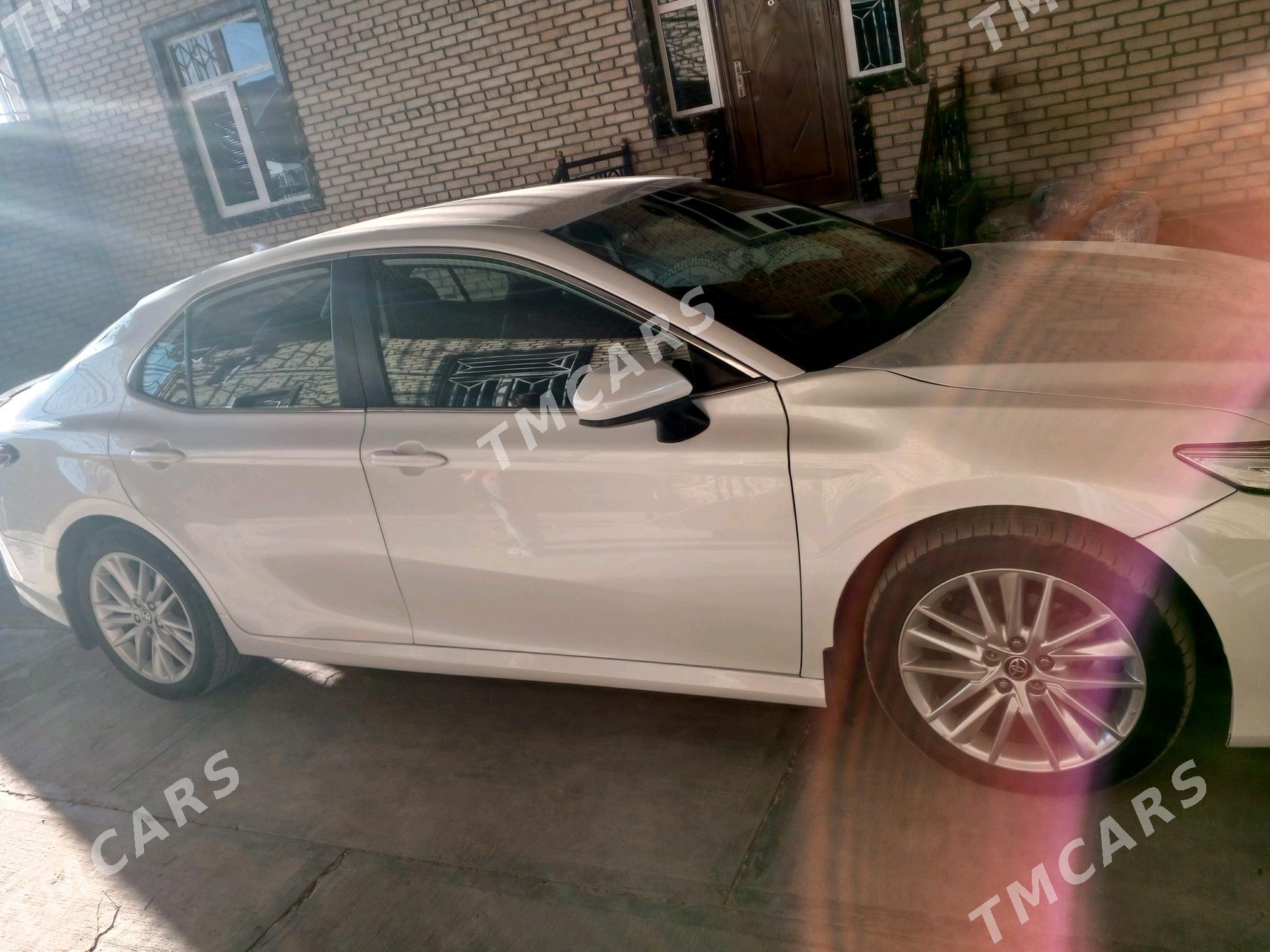 Toyota Camry 2021 - 330 000 TMT - Мары - img 4