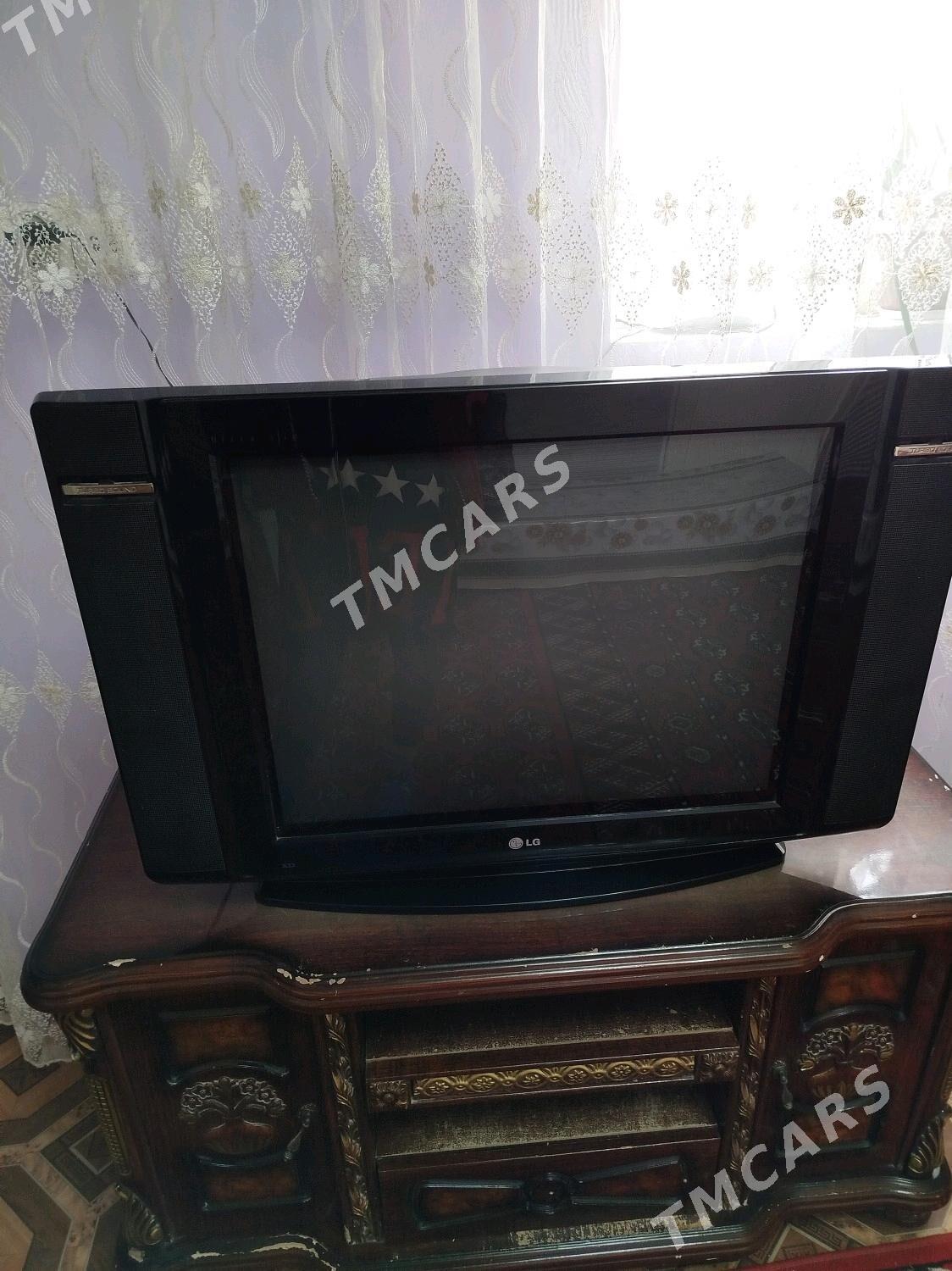 телевизор и подставка - Türkmenabat - img 1