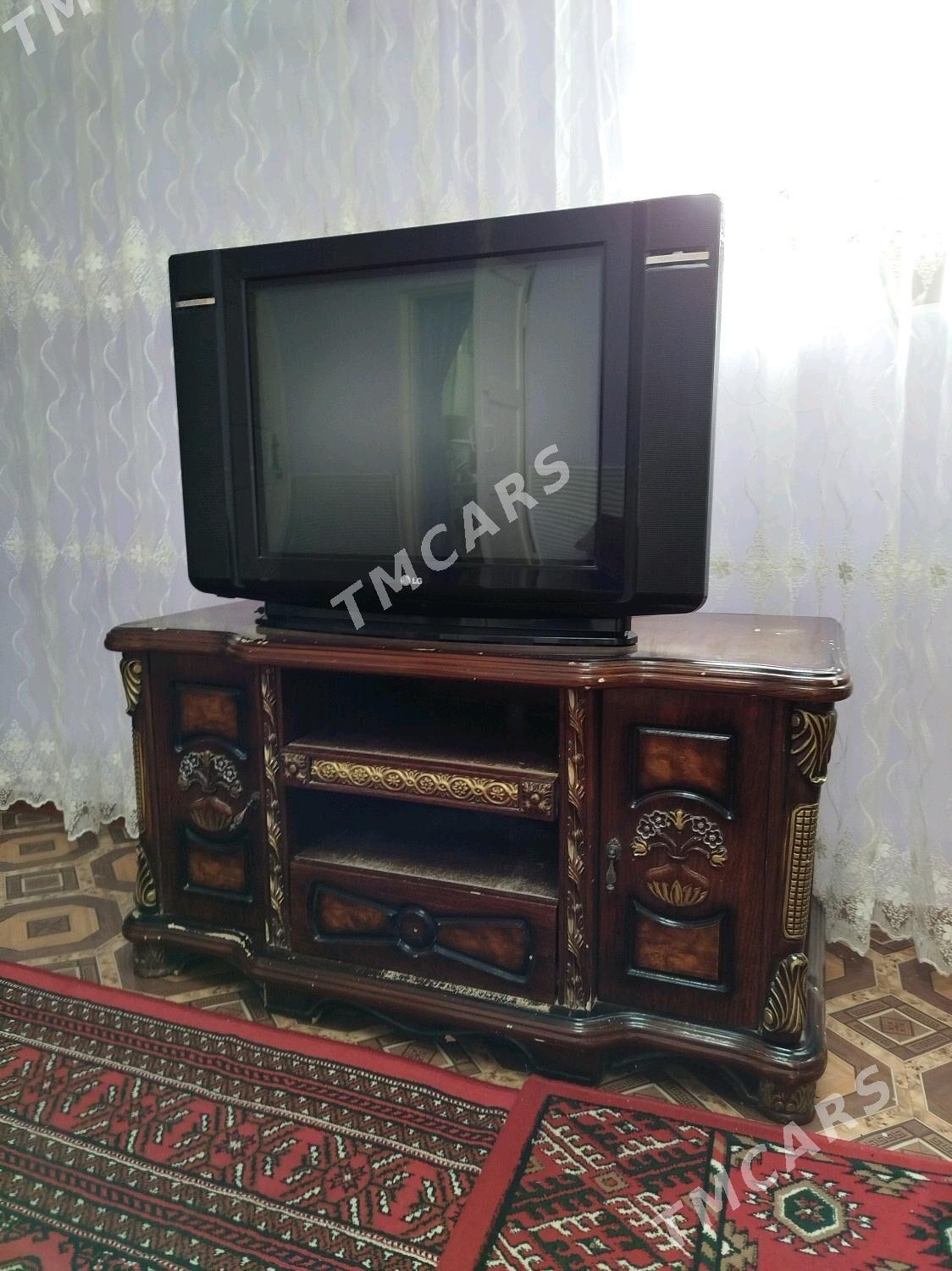 телевизор и подставка - Türkmenabat - img 2