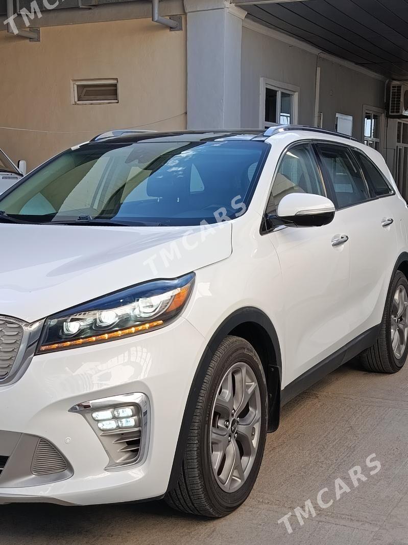 Kia Sorento 2018 - 330 000 TMT - Бедев - img 1
