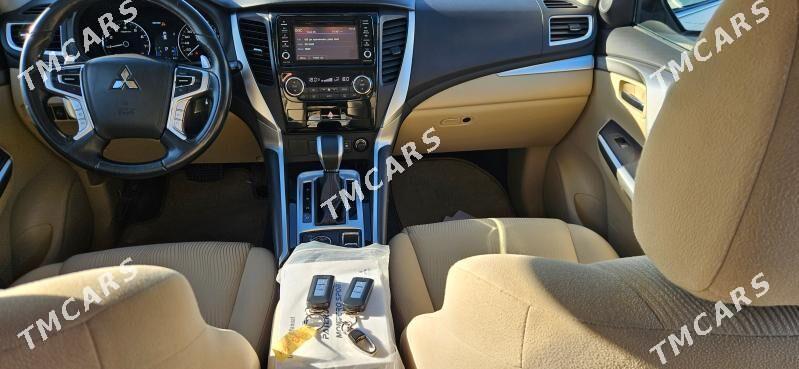 Mitsubishi Pajero 2019 - 381 000 TMT - Ашхабад - img 6