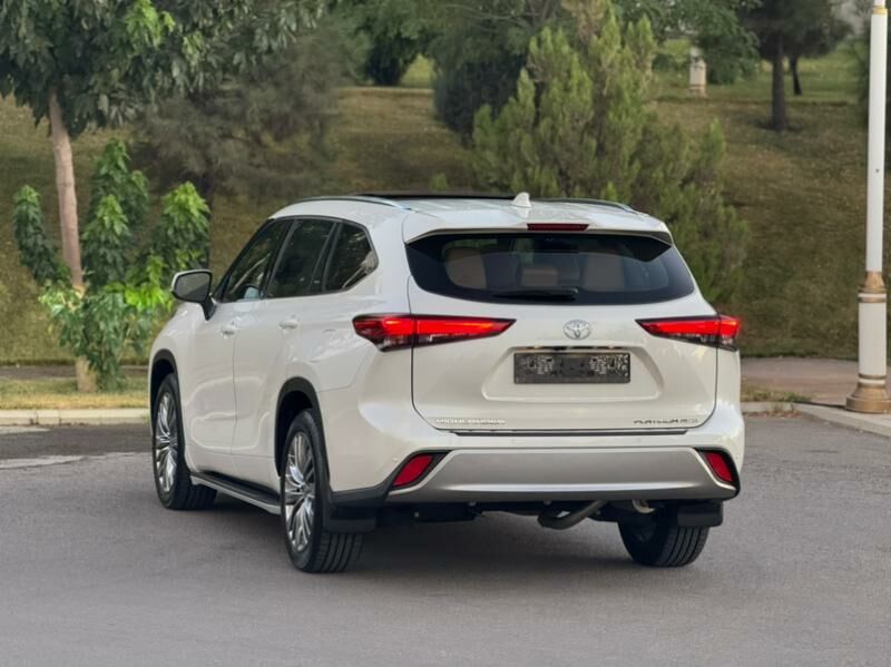 Toyota Highlander 2020 - 884 000 TMT - Ашхабад - img 5