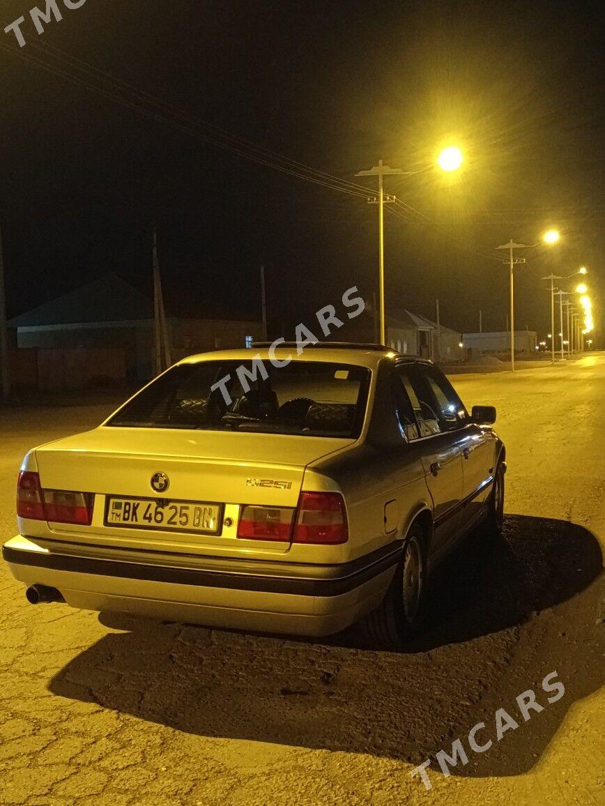 BMW 525 1995 - 60 000 TMT - Гумдаг - img 4