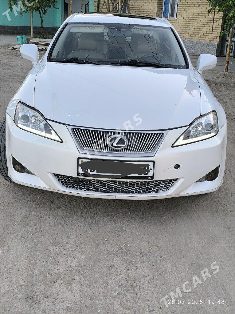 Lexus IS 300 2007 - 135 000 TMT - Фарап - img 1