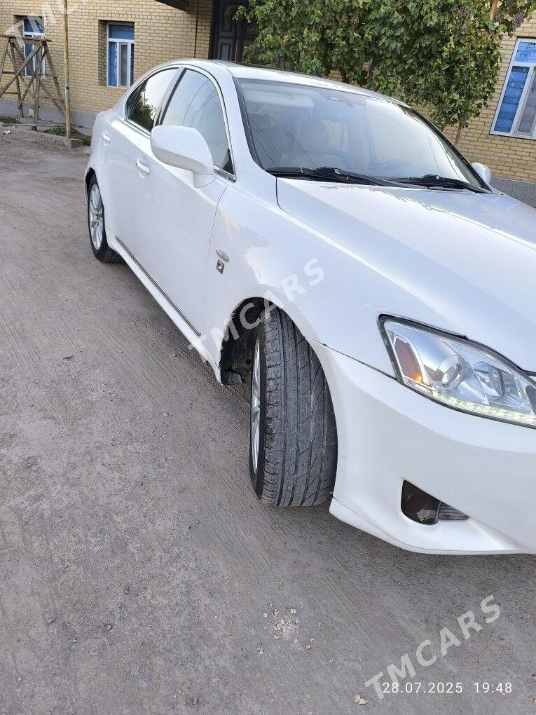 Lexus IS 300 2007 - 135 000 TMT - Фарап - img 5