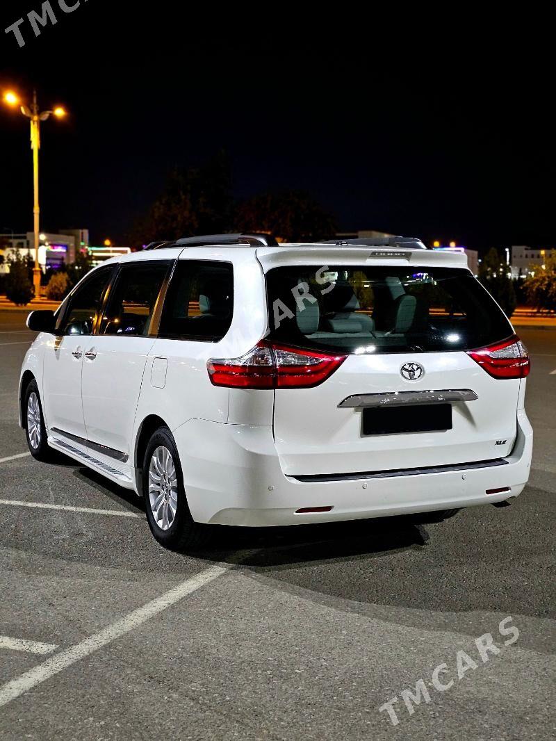 Toyota Sienna 2017 - 390 000 TMT - Ашхабад - img 4