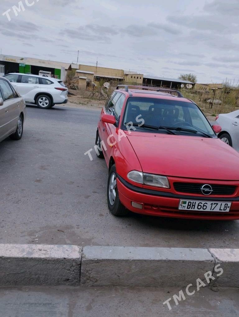Opel Astra 1996 - 48 000 TMT - Çärjew - img 3
