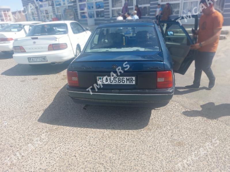 Opel Vectra 1990 - 33 000 TMT - Байрамали - img 5