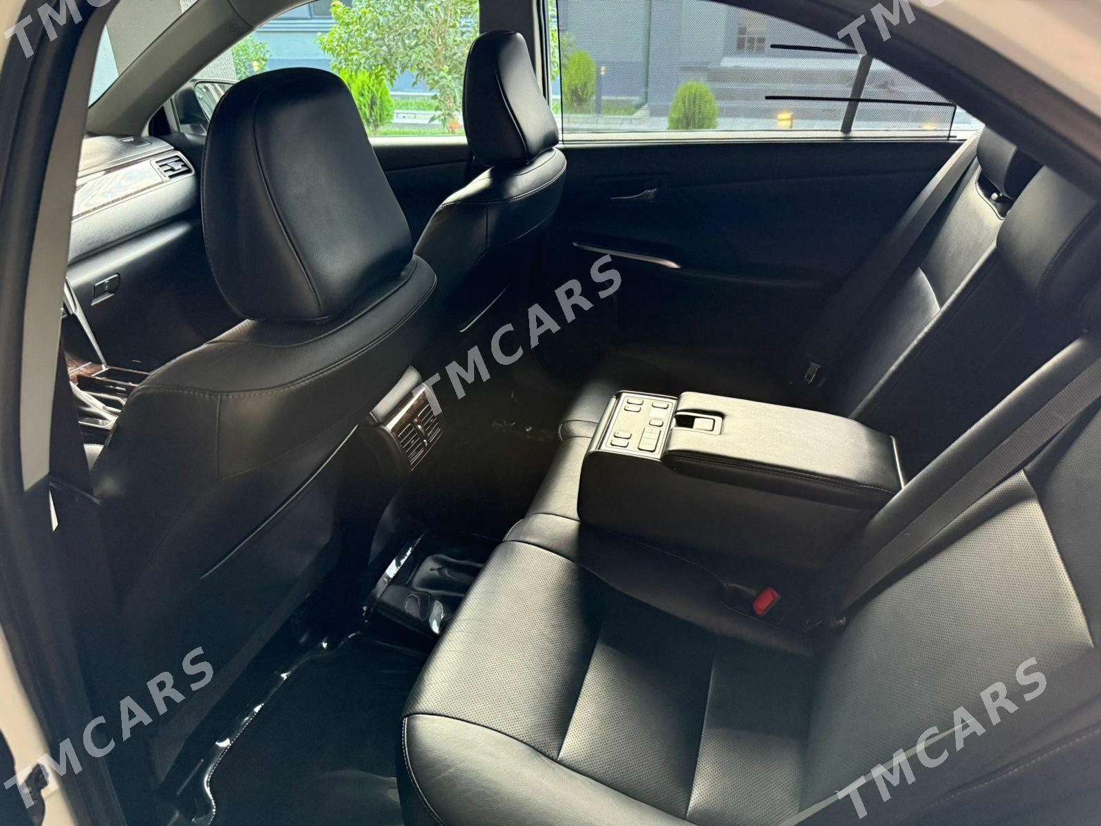 Toyota Camry 2018 - 615 000 TMT - Aşgabat - img 8