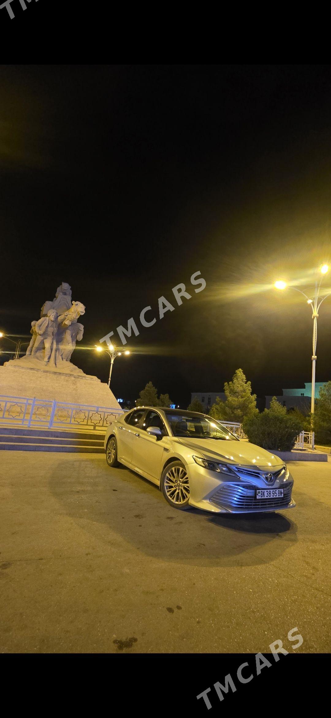 Toyota Camry 2020 - 290 000 TMT - Balkanabat - img 3