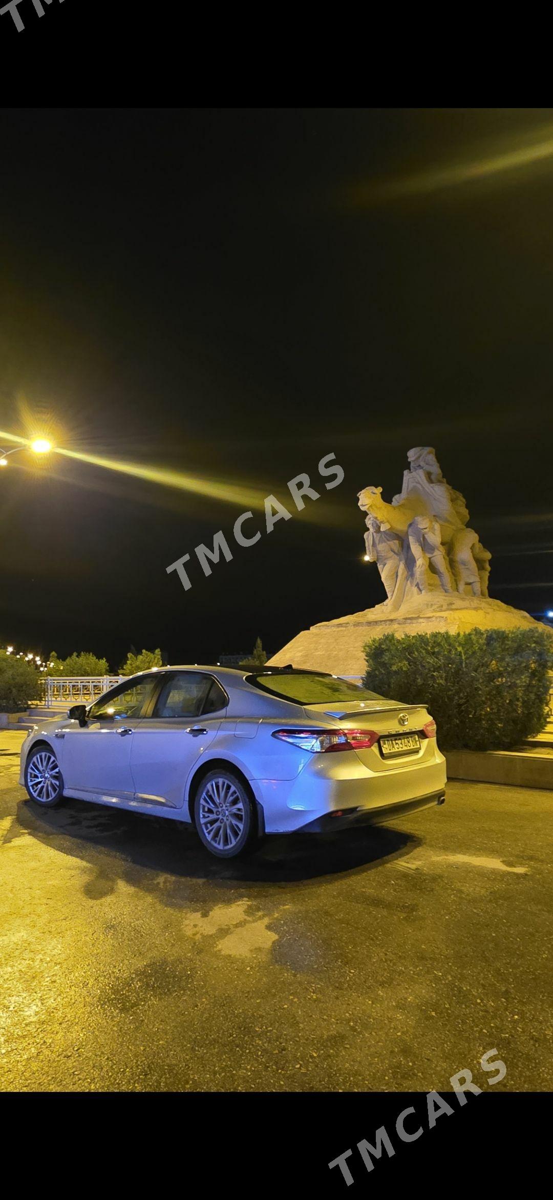 Toyota Camry 2020 - 290 000 TMT - Balkanabat - img 8