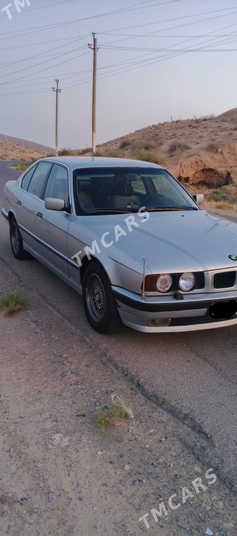 BMW 525 1994 - 50 000 TMT - Gyzylarbat - img 2